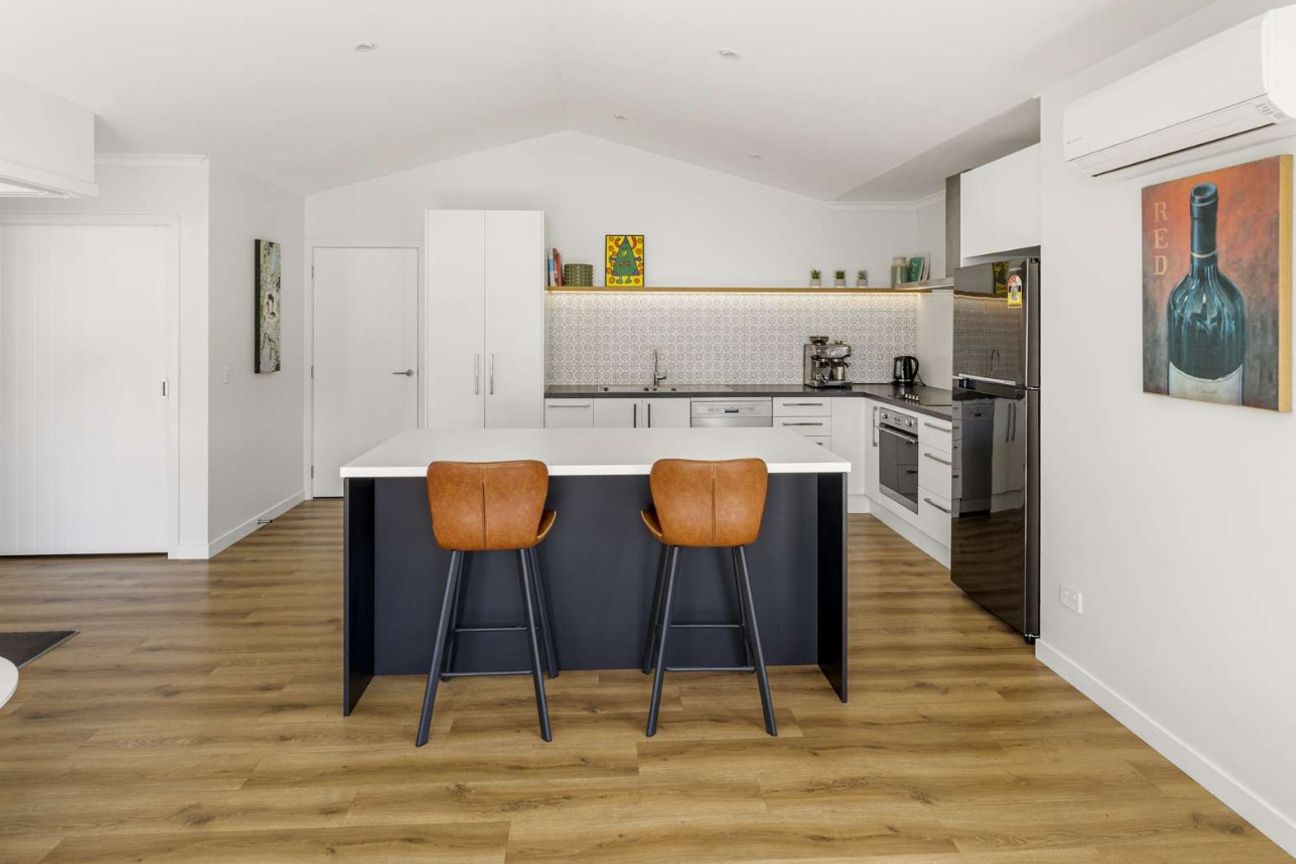Low Maintenance Living with Elevated Views - Prikaz 4
