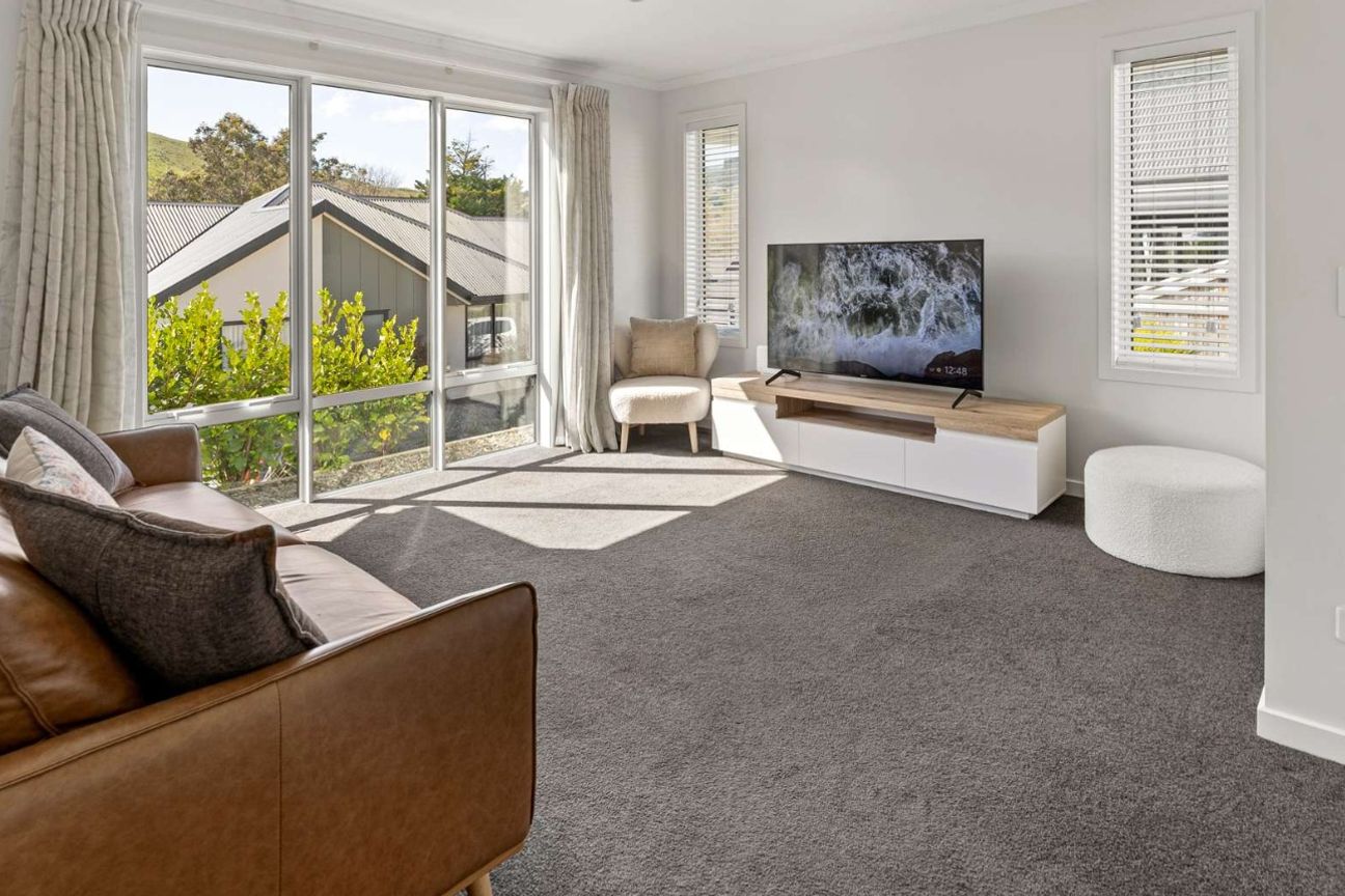 Low Maintenance Living with Elevated Views - Prikaz 5