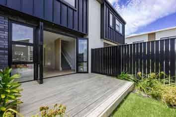 14 Yozin Road, Swanson