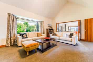 262 Pages Road, Gleniti