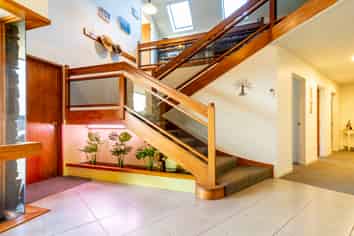 262 Pages Road, Gleniti