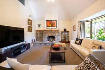 262 Pages Road, Gleniti