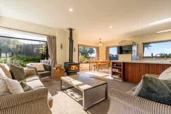 262 Pages Road, Gleniti