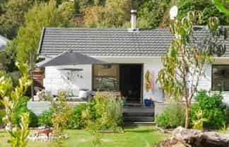 13 Forest Road, Raumati South