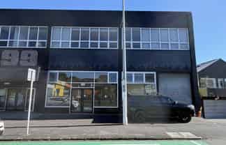 Premium Kingsland Showroom/Retail