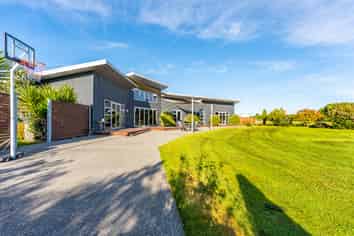 399 Timaru Temuka Highway, Levels