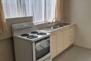 2/8 Stanmore Road, Linwood