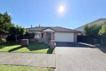 42 Salford Crescent, Flat Bush