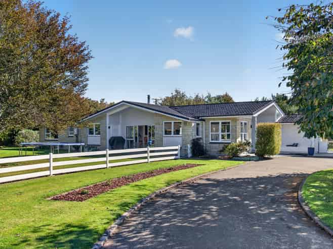 195 Park Road, Parkvale