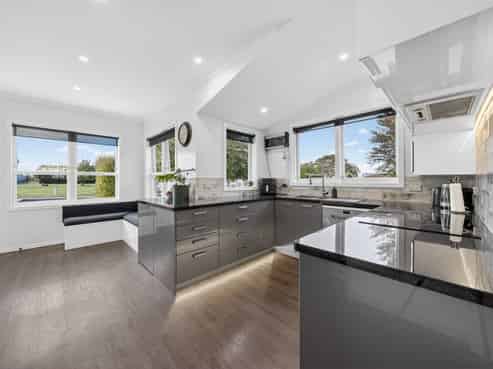 195 Park Road, Parkvale