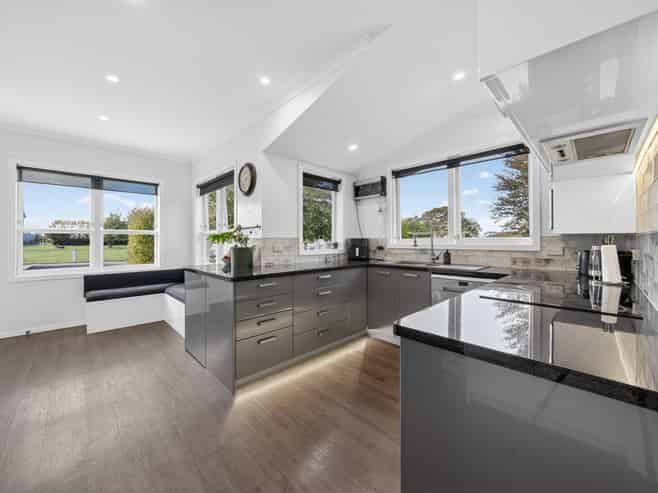 195 Park Road, Parkvale