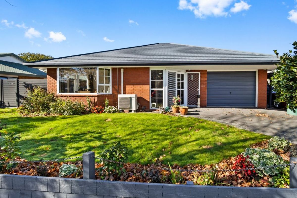 Comfort,Convenience & Carefree Living, Netherby