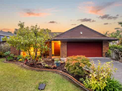 1 Crestview Place, Browns Bay