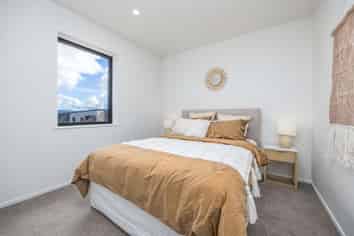 204/2 Torino Street, Point England