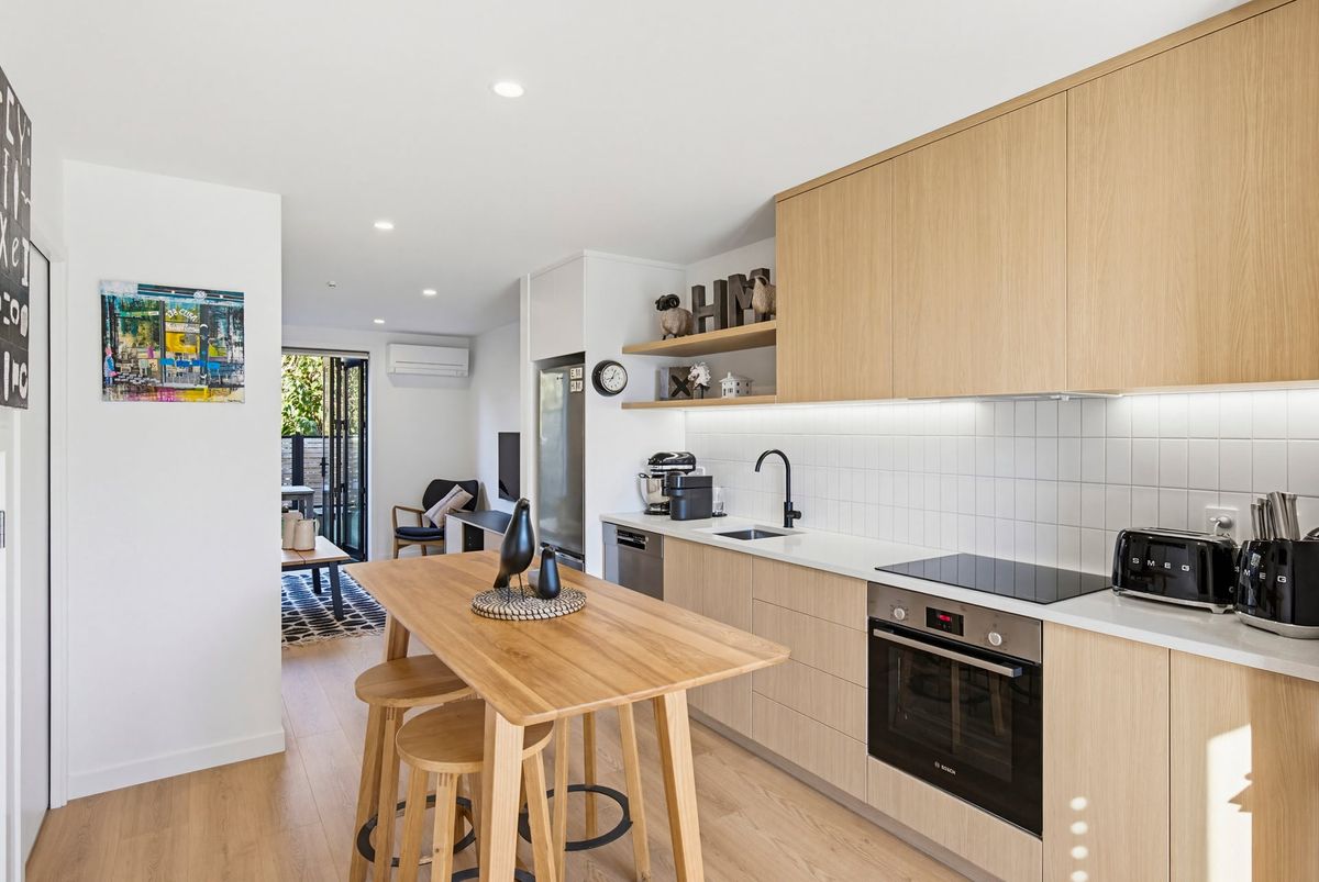 Stunning Townhouse - Minutes walk to Coastlands - Ansicht 3