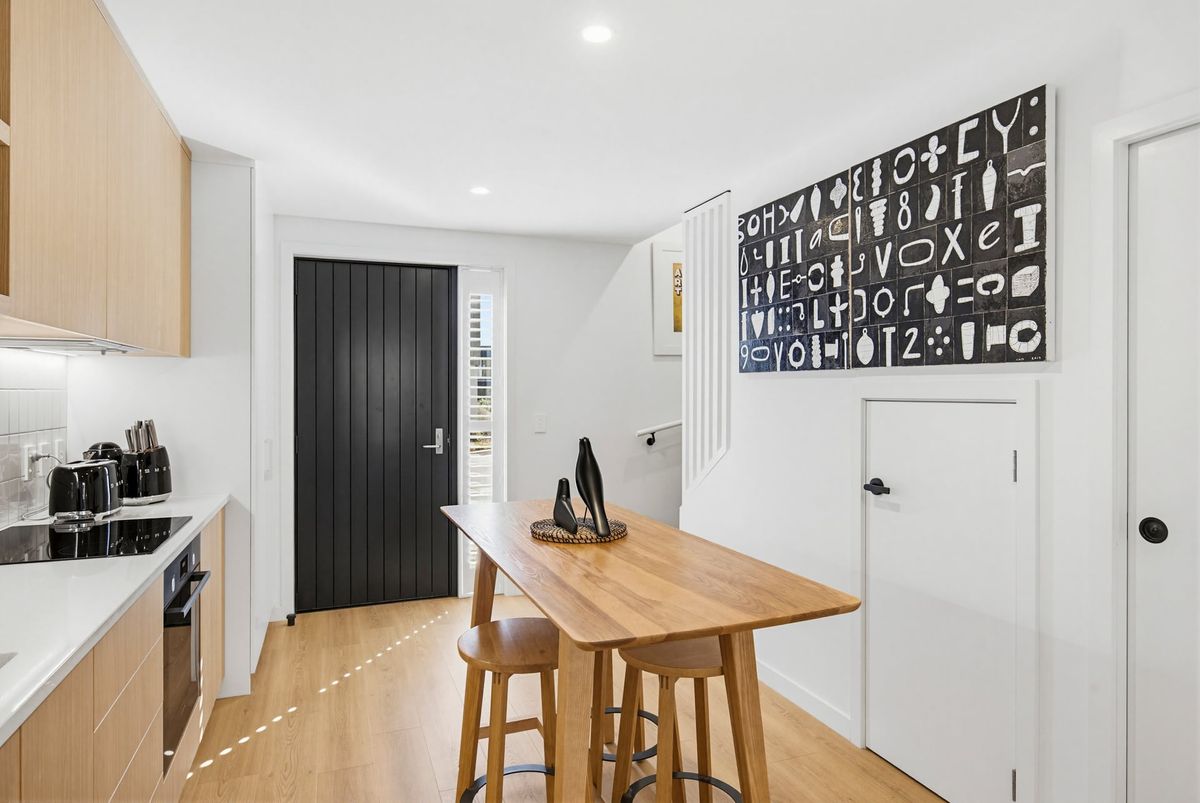 Stunning Townhouse - Minutes walk to Coastlands - Ansicht 4