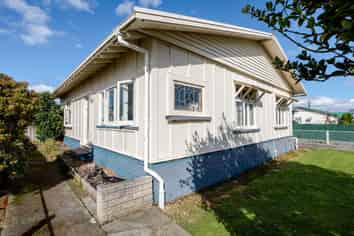 24 Thyra Street, Dannevirke