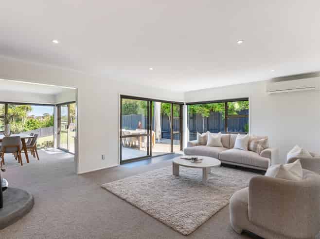 13 Curacao Place, Half Moon Bay