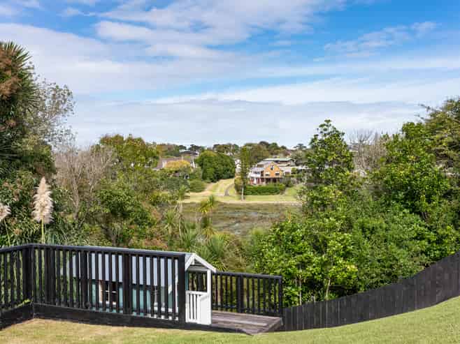 13 Curacao Place, Half Moon Bay