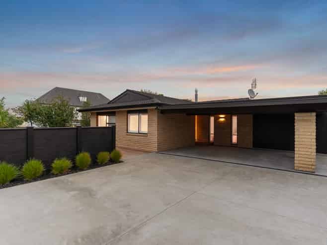 13 Curacao Place, Half Moon Bay