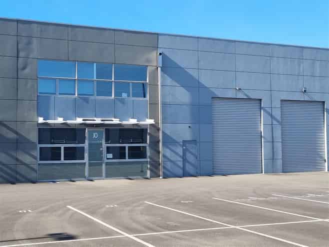 Well Presented Industrial Unit