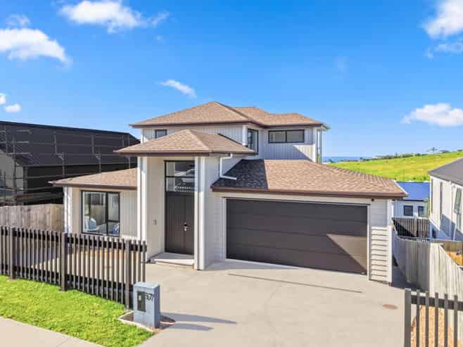 57 Matangi View Drive, Orewa