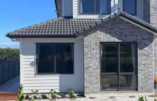 Auckland - Address withheld