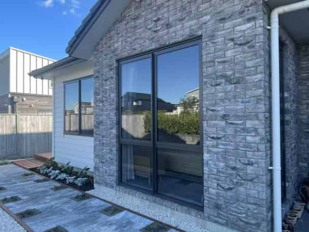 Auckland - Address withheld