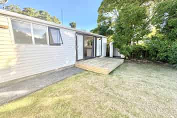 2/52 Taipari Road, Te Atatu Peninsula