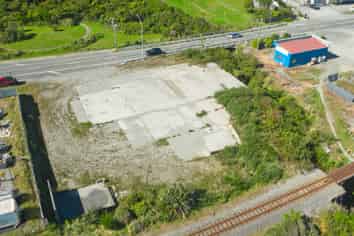 Front and Centre - Freehold! 