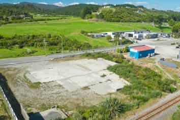 Front and Centre - Freehold! 