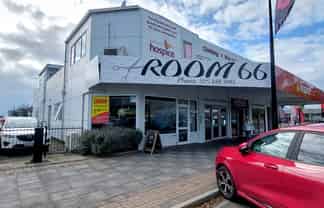 Prime Broadway Retail –  Corner Aspect