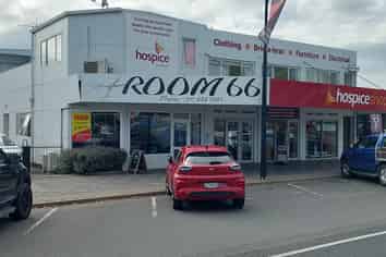 Prime Broadway Retail –  Corner Aspect