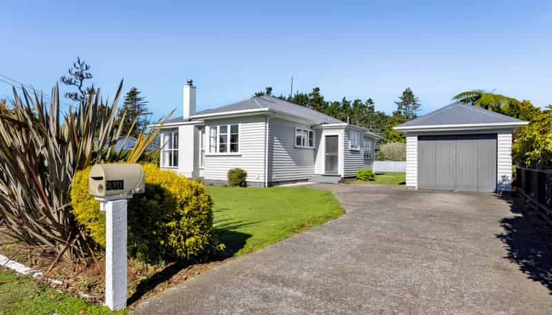 211 Regan Street, Stratford