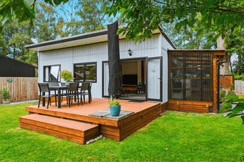 617 River Road, Broadlands Forest