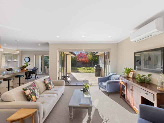 10 Rockport Place, Parklands