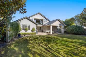 10 Rockport Place, Parklands