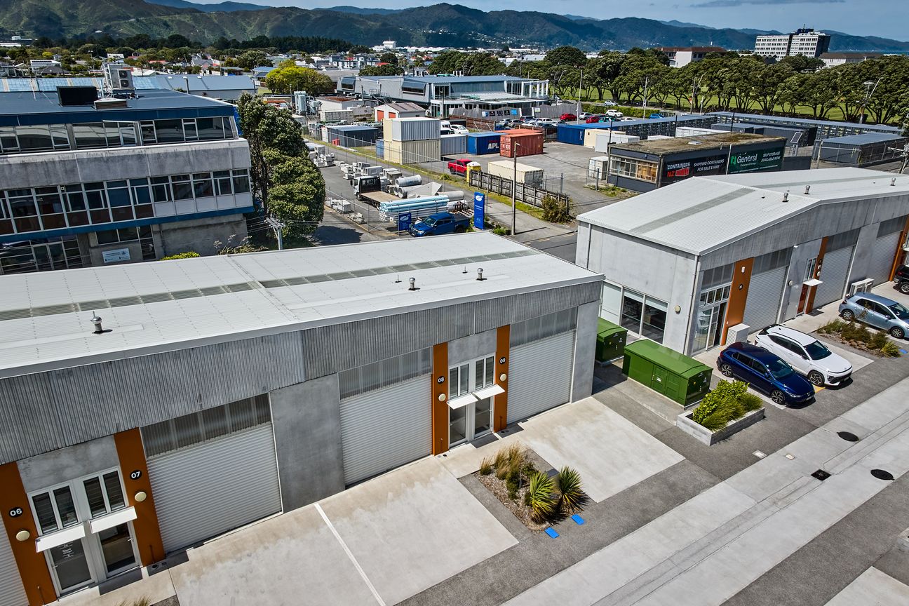 Petone High-Profile Retail - Vista 2