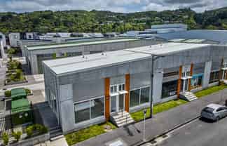 High-Profile Retail Unit In Petone