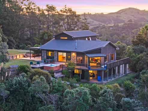 700 Hibiscus Coast Highway, Hatfields Beach