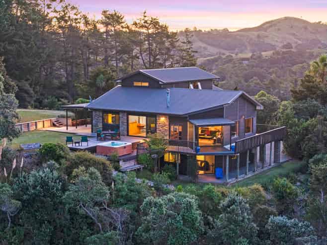 700 Hibiscus Coast Highway, Hatfields Beach