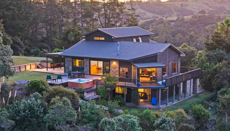 700 Hibiscus Coast Highway, Hatfields Beach