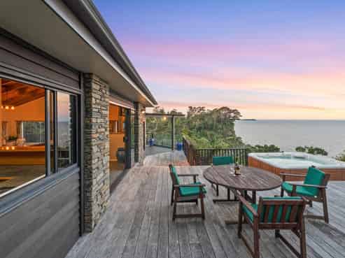 700 Hibiscus Coast Highway, Hatfields Beach