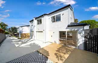 D/24 Pipitea Place, Massey