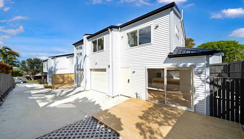 D/24 Pipitea Place, Massey