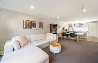 48 Pateke Drive, Porirua