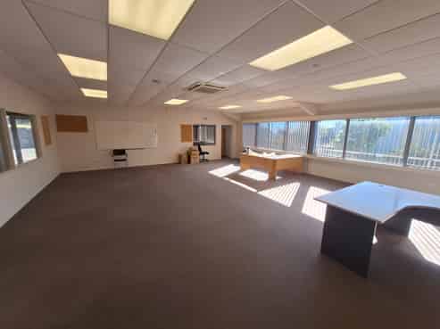 Office Space with Car Parks