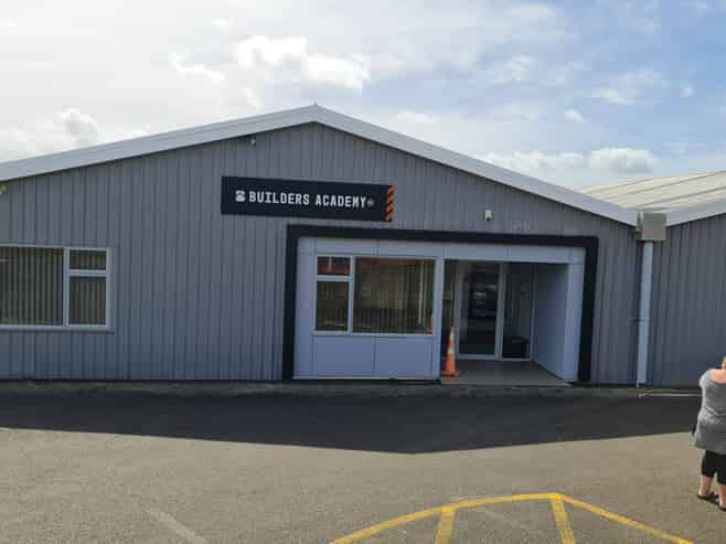 Office Space with Car Parks