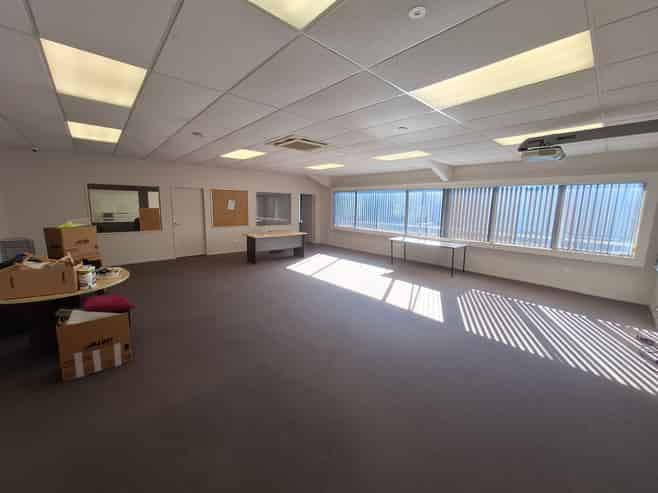 Office Space with Car Parks