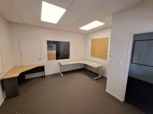 Office Space with Car Parks